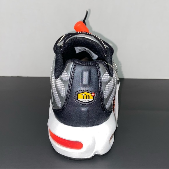 Nike Air Max Plus GS Sky Nike Silver Shoes Size: 5Y / 6.5W - Picture 8 of 10